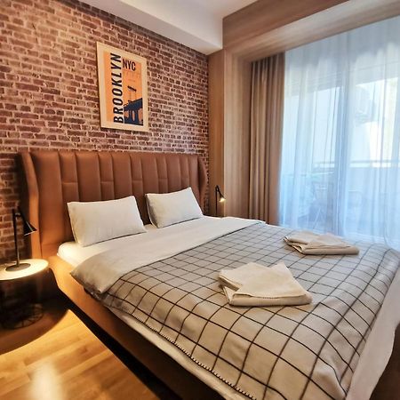 Cozy One-Bedroom Apartment At Ljubovic Park Podgorica Buitenkant foto